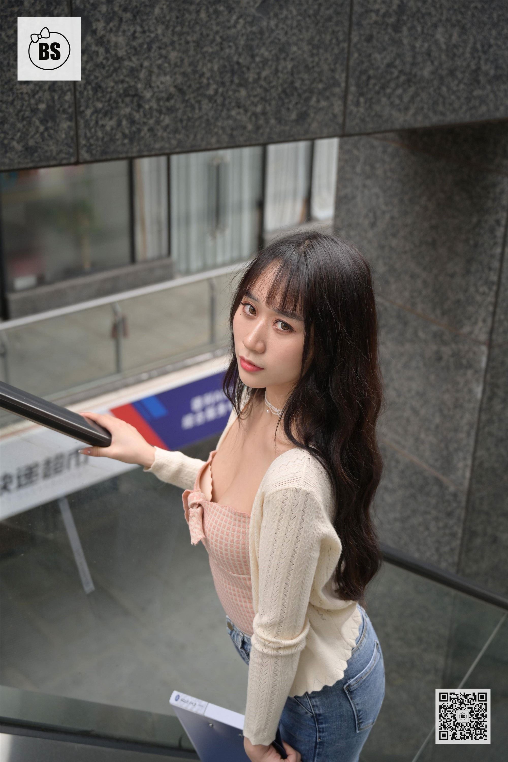 我丝你想 MX009 美西 公交车站奇遇记4